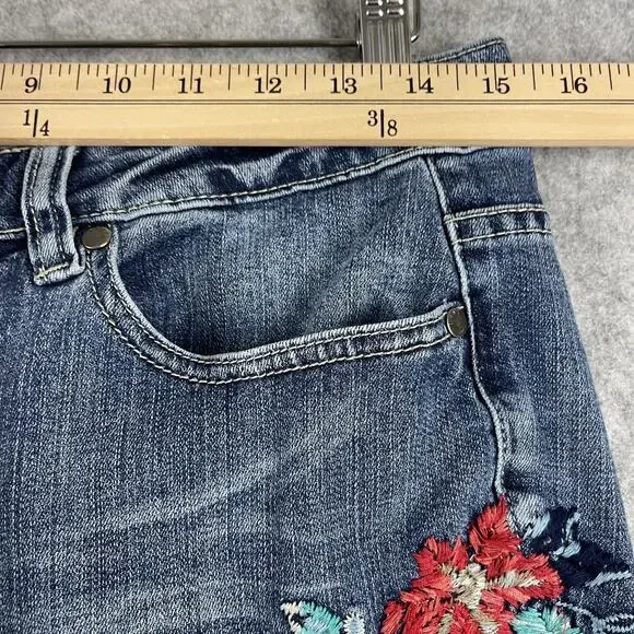 Reba Embroidered Skinny Jeans Womens 6 Floral Raw Hem Cropped Medium Rise Boho - Picture 4 of 13